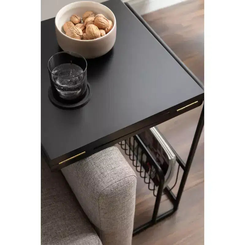 Tavolino a C espandibile con portaoggetti a filo | Tavolino laterale per divano in MDF per laptop | Nero